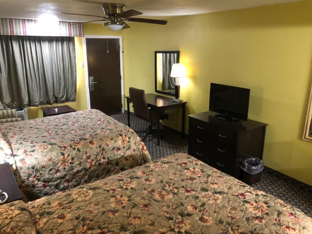 Kings Inn Mexia Bagian luar foto